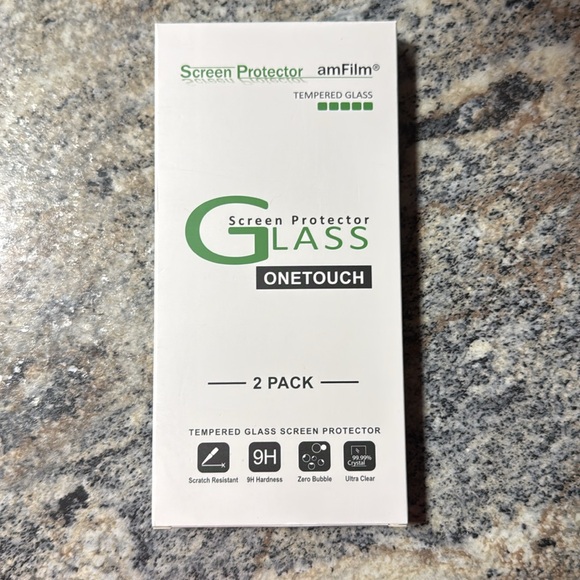 iPhone 13 Pro Max Screen Protector - Picture 4 of 4
